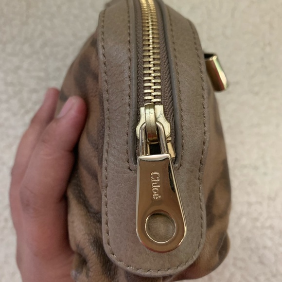 Chloe Pouch - Picture 4 of 8